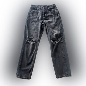 Women’s American Eagle Black Distressed Highest Rise Mom Jeans Size 2 Short